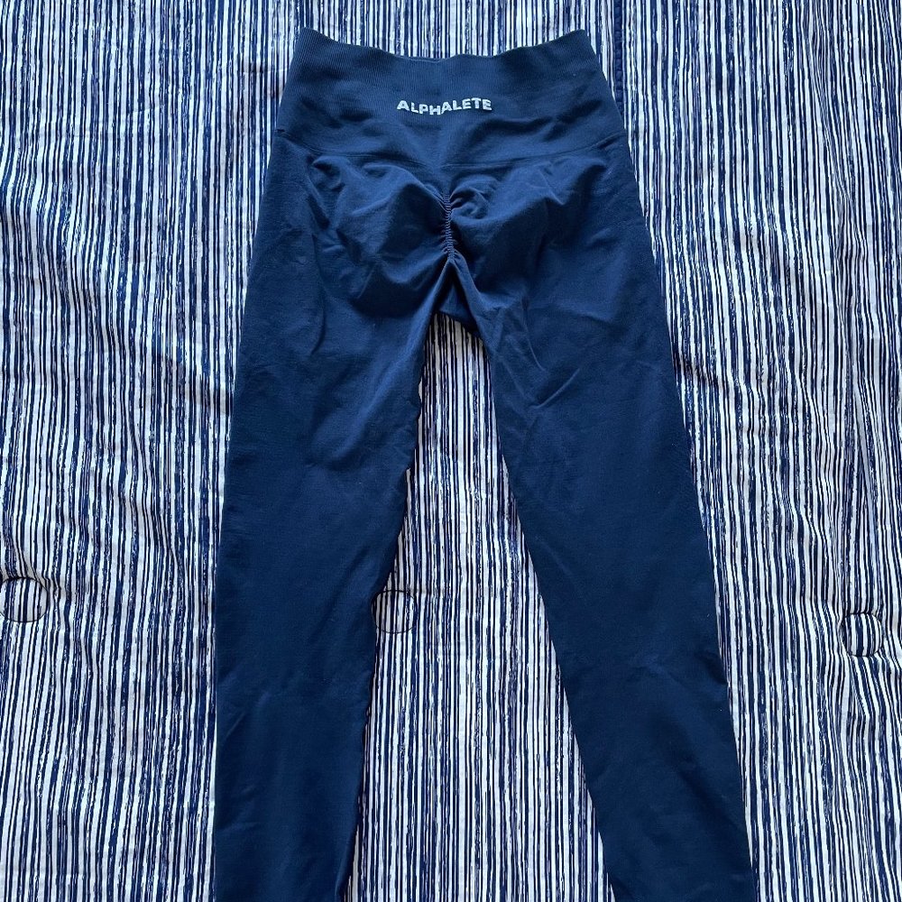 Alphalete Amplify Tuxedo Blue